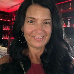 Meet your Posher, Traci